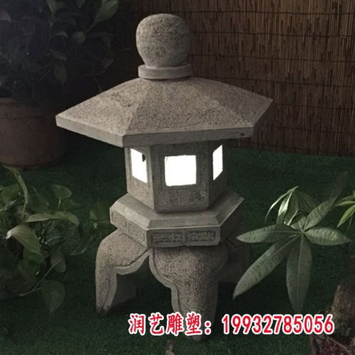 荷花镂空石灯雕塑 韵味与技艺的交织——陇南青石雕塑在当代的创作与应用